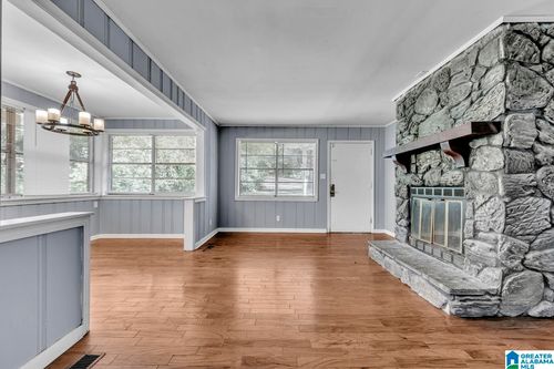 6624 4th Ave S, BIRMINGHAM, AL, 35212-1818 | Card Image