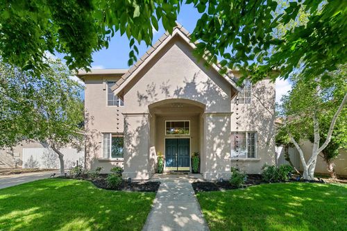 9331 Lakepoint Dr, Elk Grove, CA, 95758-6438 | Card Image