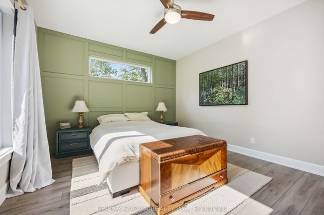 9934 Nipigon St, House other with 2 bedrooms, 2 bathrooms and 2 parking in Port Franks ON | Image 21