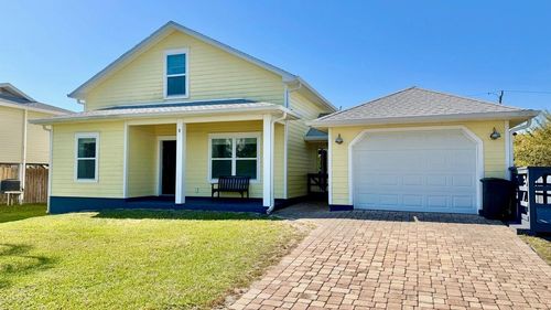 8 Moody Drive, Palm Coast, FL, 32137 | Card Image