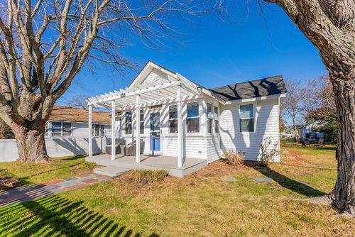 235 W Bates Ave, Villas, NJ, 08251-2506 | Card Image