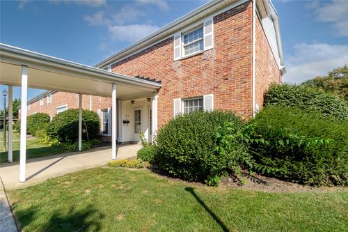 829 Clareridge Lane, Centerville, OH, 45458 | Card Image