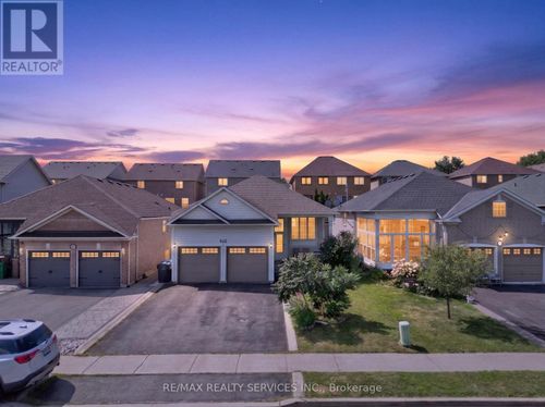 62 Fletchers Creek Boulevard, Brampton (Fletcher's Creek Village), ON, L6X4T1 | Card Image