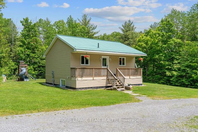 2442 White Lake Rd, House other with 3 bedrooms, 1 bathrooms and 10 parking in Arnprior ON | Image 7