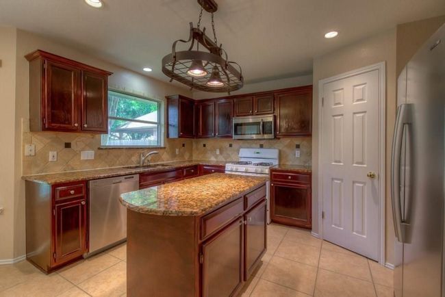 3514 Ruby Red Dr, House other with 4 bedrooms, 3 bathrooms and 4 parking in Austin TX | Image 5