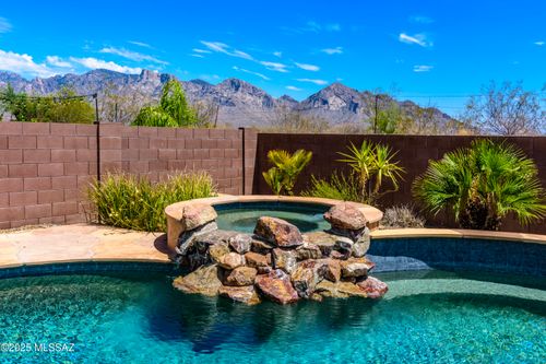 703 W Pizzicato Ln, Oro Valley, AZ, 85737-3766 | Card Image