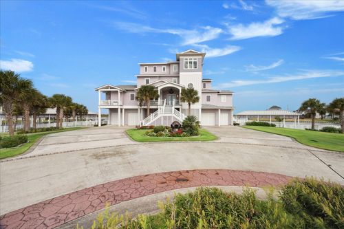 63 Water Ky, Hitchcock, TX, 77563-4241 | Card Image