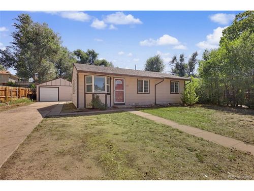 105 Linden Dr, Colorado Springs, CO, 80911-1916 | Card Image