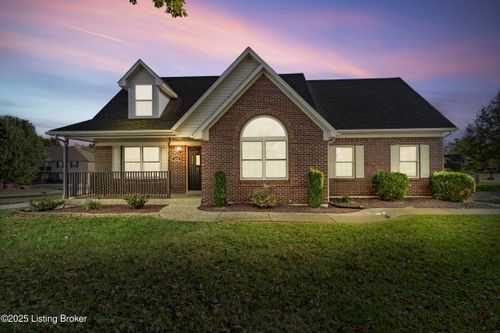 108 Aulbern Dr E, Mt Washington, KY, 40047-6300 | Card Image