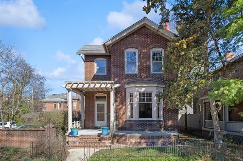 624 Franklin Ave, Columbus, OH, 43215-4716 | Card Image