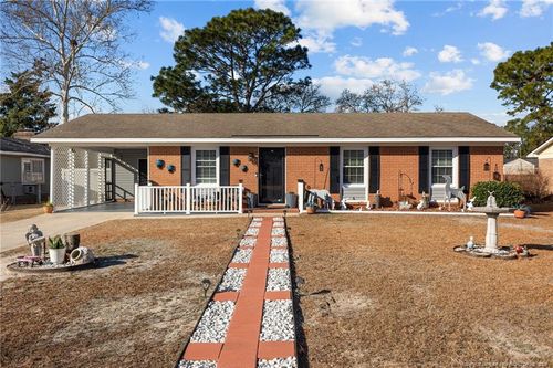 5915 Spinner Rd, Hope Mills, NC, 28348-2840 | Card Image