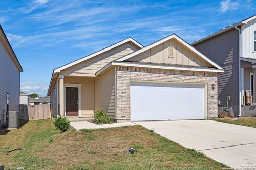 13521 Sunrise Meadow, St Hedwig, TX, 78152 | Card Image