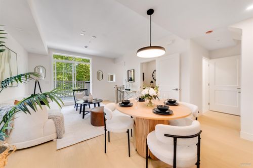 203-918 W 32nd Ave, Vancouver, BC, V5Z | Card Image