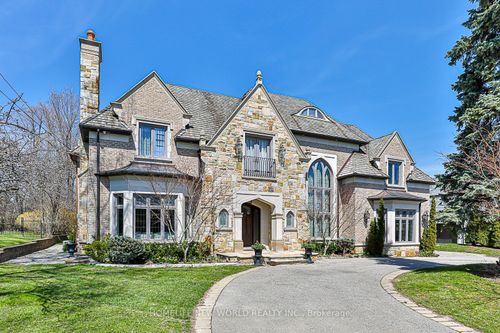 11 Purling Pl, North York, ON, M3B1V4 | Card Image