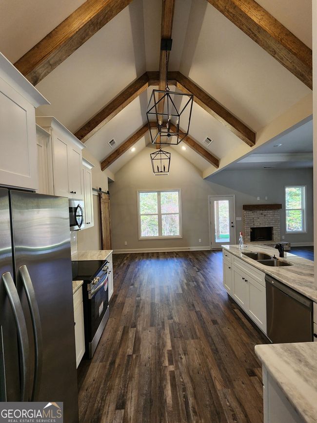 282 Perkins Rd, House other with 4 bedrooms, 2 bathrooms and 2 parking in BARNESVILLE GA | Image 5
