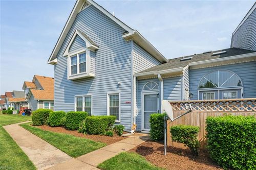 5278 Lake Victoria Arch Arch, Virginia Beach, VA, 23464 | Card Image