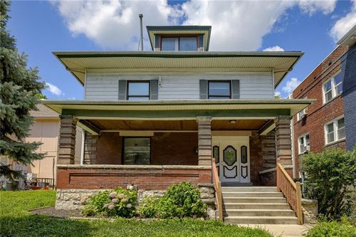 2826 Harrison St, Kansas City, MO, 64109-1202 | Card Image