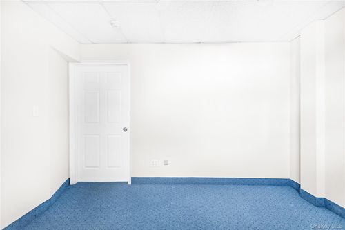 5-146 S Country Rd, Brookhaven, NY, 11719 | Card Image