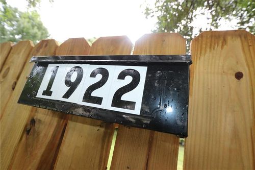 1922 Cooper Rd, Gretna, LA, 70056-4015 | Card Image