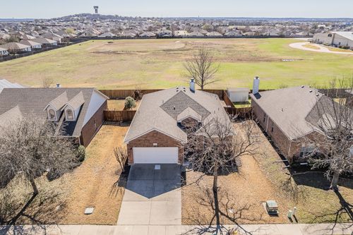 1013 Vista View Dr, Burleson, TX, 76028-9392 | Card Image