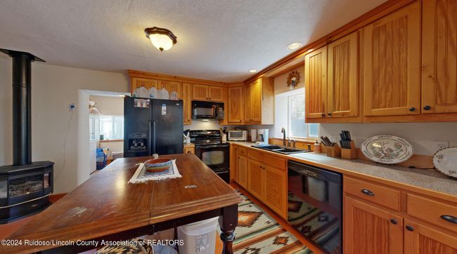 109 E 3 Rd St, House other with 3 bedrooms, 2 bathrooms and null parking in Capitan NM | Image 32