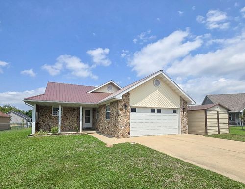 801 E Clay St, Mountain Grove, MO, 65711-3117 | Card Image