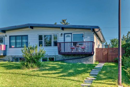 6226 Beaver Dam Way Ne, Calgary, AB, T2K3W7 | Card Image