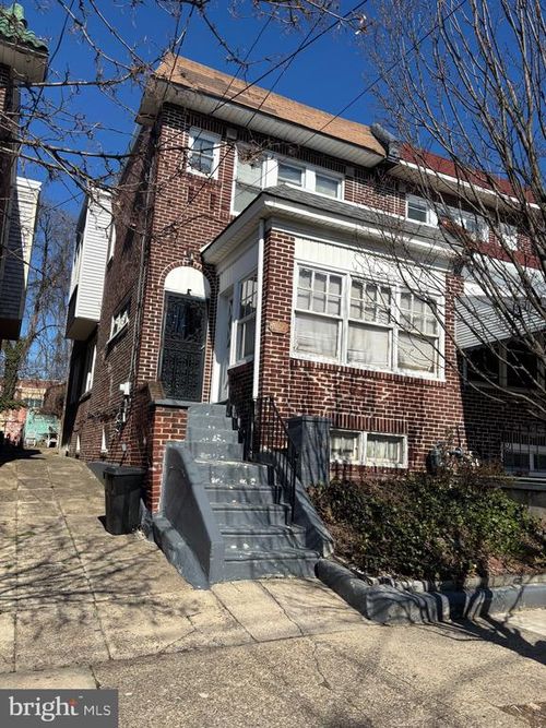 1266 Magnolia Ave, CAMDEN, NJ, 08103-2824 | Card Image