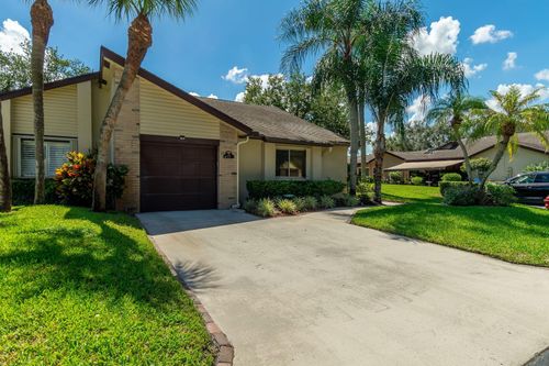 115 Ramblewood Cir, Royal Palm Beach, FL, 33411-2975 | Card Image
