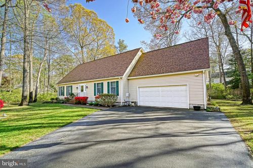 11 Roberts Rd, Lewes, DE, 19958-9795 | Card Image