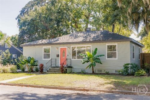 2325 E 40th St, Savannah, GA, 31404-3805 | Card Image