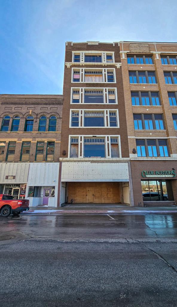815 Central Ave, Fort Dodge, IA 50501