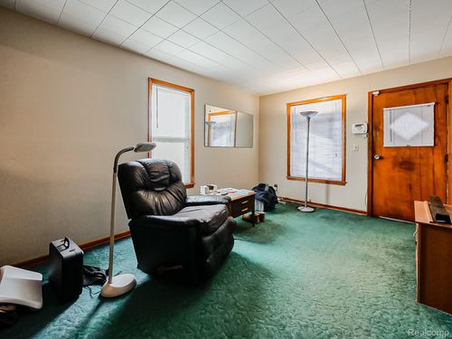 47 E Auburn St, Ecorse, MI, 48229-1843 | Card Image