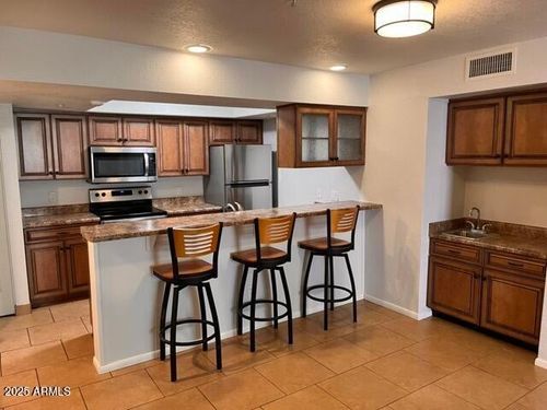 unit-221-7777 E Main St, Scottsdale, AZ, 85251-4645 | Card Image