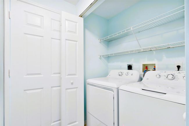 APT-301 - 804 E Windward Way, Condo with 3 bedrooms, 2 bathrooms and null parking in Lantana FL | Image 31