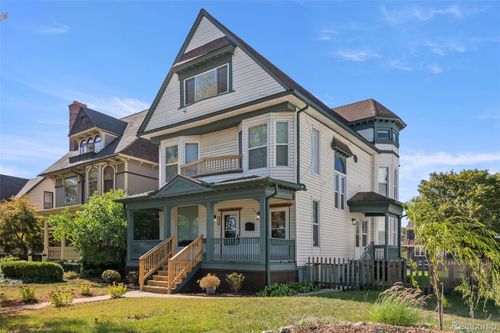 2116 Biddle Ave, Wyandotte, MI, 48192-4032 | Card Image