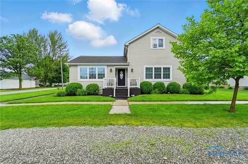 300 E South St, Arcadia, OH, 44804-9782 | Card Image