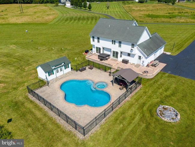 90 Hummingbird Ln, House other with 4 bedrooms, 3 bathrooms and null parking in LITTLESTOWN PA | Image 57