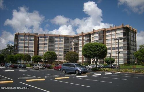 215-900 Saint Charles Pl, Pembroke Pines, FL, 33026-3303 | Card Image