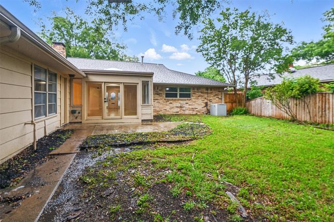 7716 La Risa Dr, House other with 4 bedrooms, 4 bathrooms and null parking in Dallas TX | Image 31