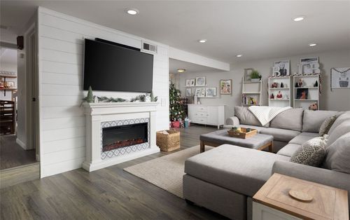 18215 Bryce Ct, Fountain Valley, CA, 92708-6809 | Card Image