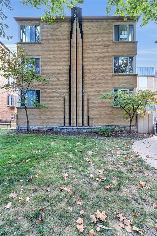 apt-3w-7544 York Dr, Saint Louis, MO, 63105-2945 | Card Image