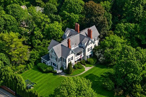 51 Cliff St, Nahant, MA, 01908-1603 | Card Image