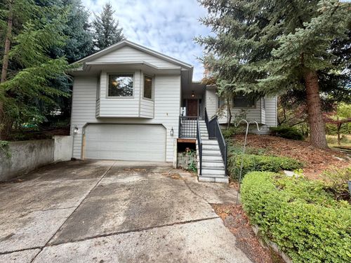 835 Se Lori Ct, Pullman, WA, 99163-5400 | Card Image