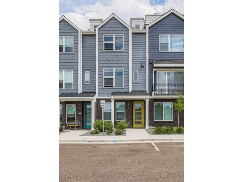 21-104-888 S Valentia St, Denver, CO, 80247-2517 | Card Image