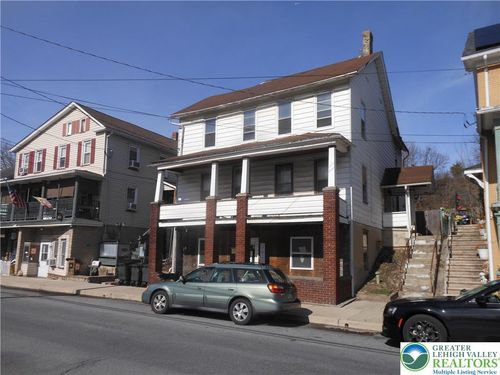 111 N Main St, Bangor, PA, 18013-1934 | Card Image