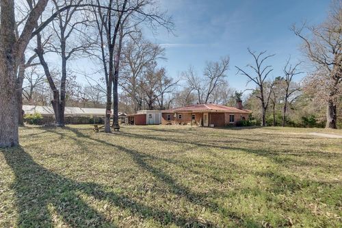 324 Sherry Ln, Palestine, TX, 75803-8501 | Card Image