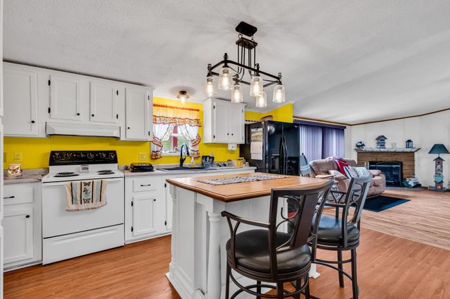 14073 Drury Rd, House other with 3 bedrooms, 2 bathrooms and null parking in Centerburg OH | Image 15