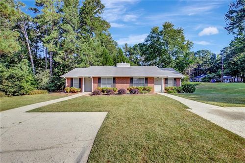 105 Belle Dr, Fayetteville, GA, 30214-1542 | Card Image