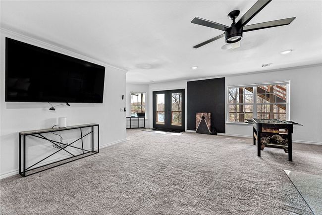 lower level living | Image 37